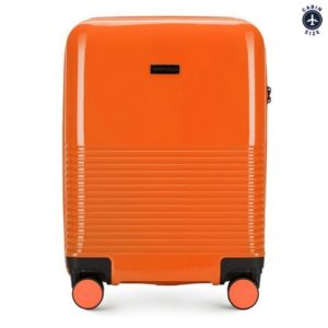pomarańczowa walizka z kolekcji Sky na city break
