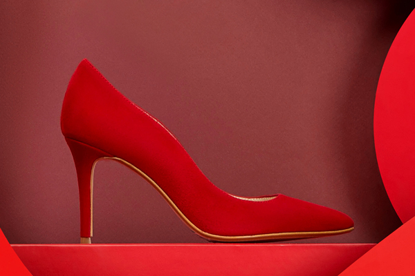 Kolor miłości w kolekcji WITTCHEN. Przedstawiamy czerwone buty, torebki i dodatki dla niej