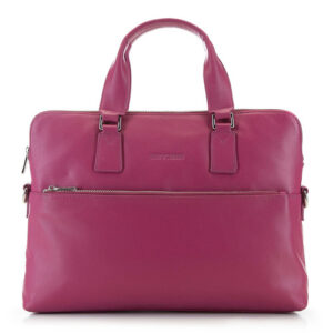 Różowa torba na laptopa