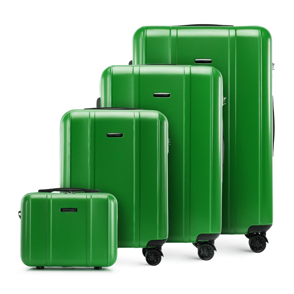 Komplet zielonych walizek z polikarbonu